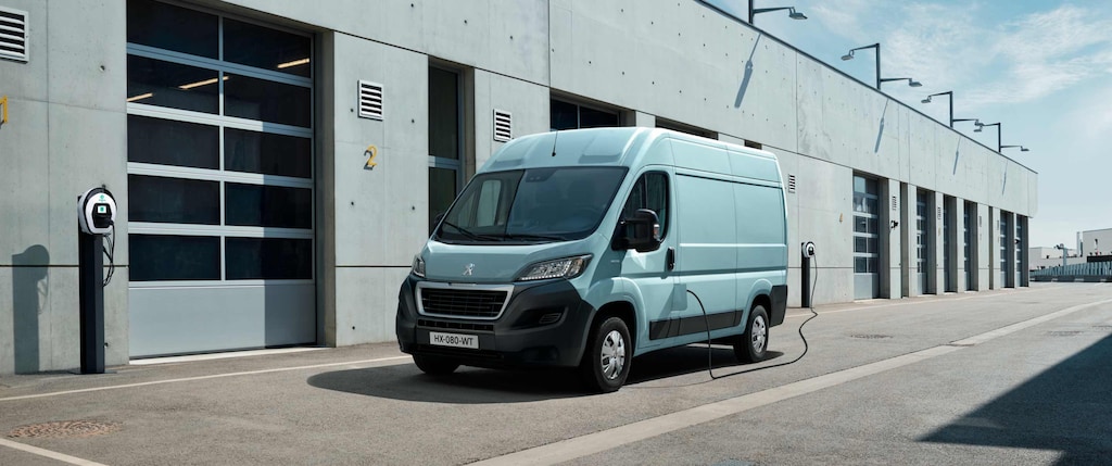 PEUGEOT Boxer Design