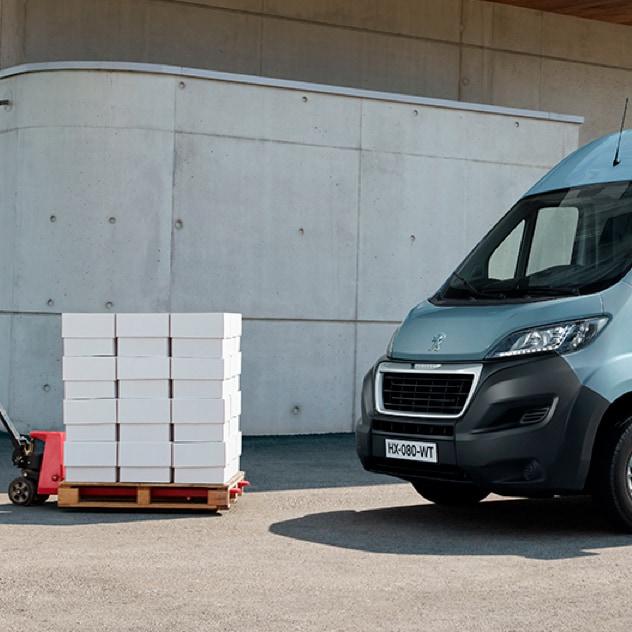 PEUGEOT Boxer loading volume